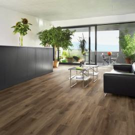Montreux Oak D3783 NM